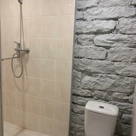 Bedroom With Private Bathroom *